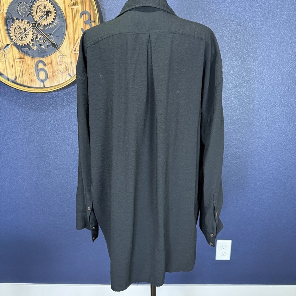Banana Republic Factory Black Button-Down Shirt - Picture 4 of 6